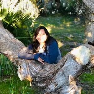 Meet your Posher, Connie